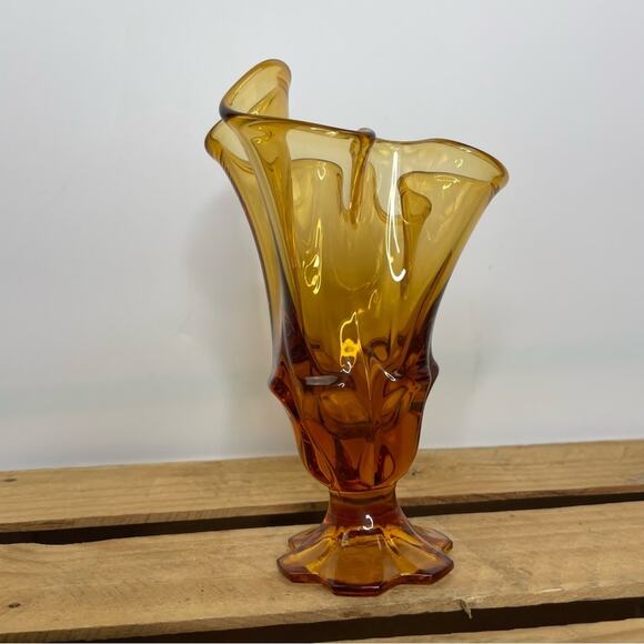 Vintage amber color asymmetrical vase - Picture 2 of 7